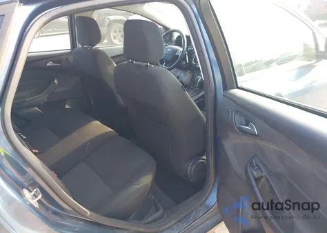 2018 Ford Focus Sel z USA, uszkodzony, nr VIN 1FADP3M26JL300982